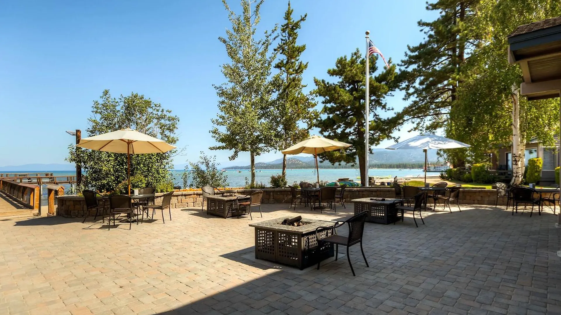 Lakeland Village 412 - 4 Bedroom Plus Loft South Lake Tahoe Villa